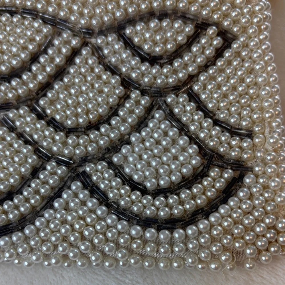 Vintage Pearl Beaded Clutch Bag in Ivory - Oh la la - Wedding bells!